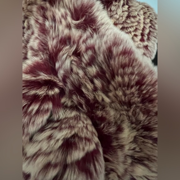 NWOT Neiman Marcus real fur scarf - Picture 2 of 2